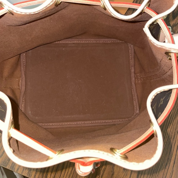 ♥️sold♥️Louis Vuitton Petite Noe Monogram Bucket Bag - Picture 15 of 16